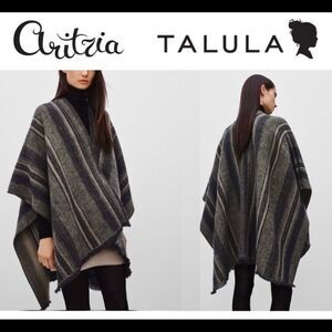 Aritzia Talula gray black Montgomery poncho wrap
